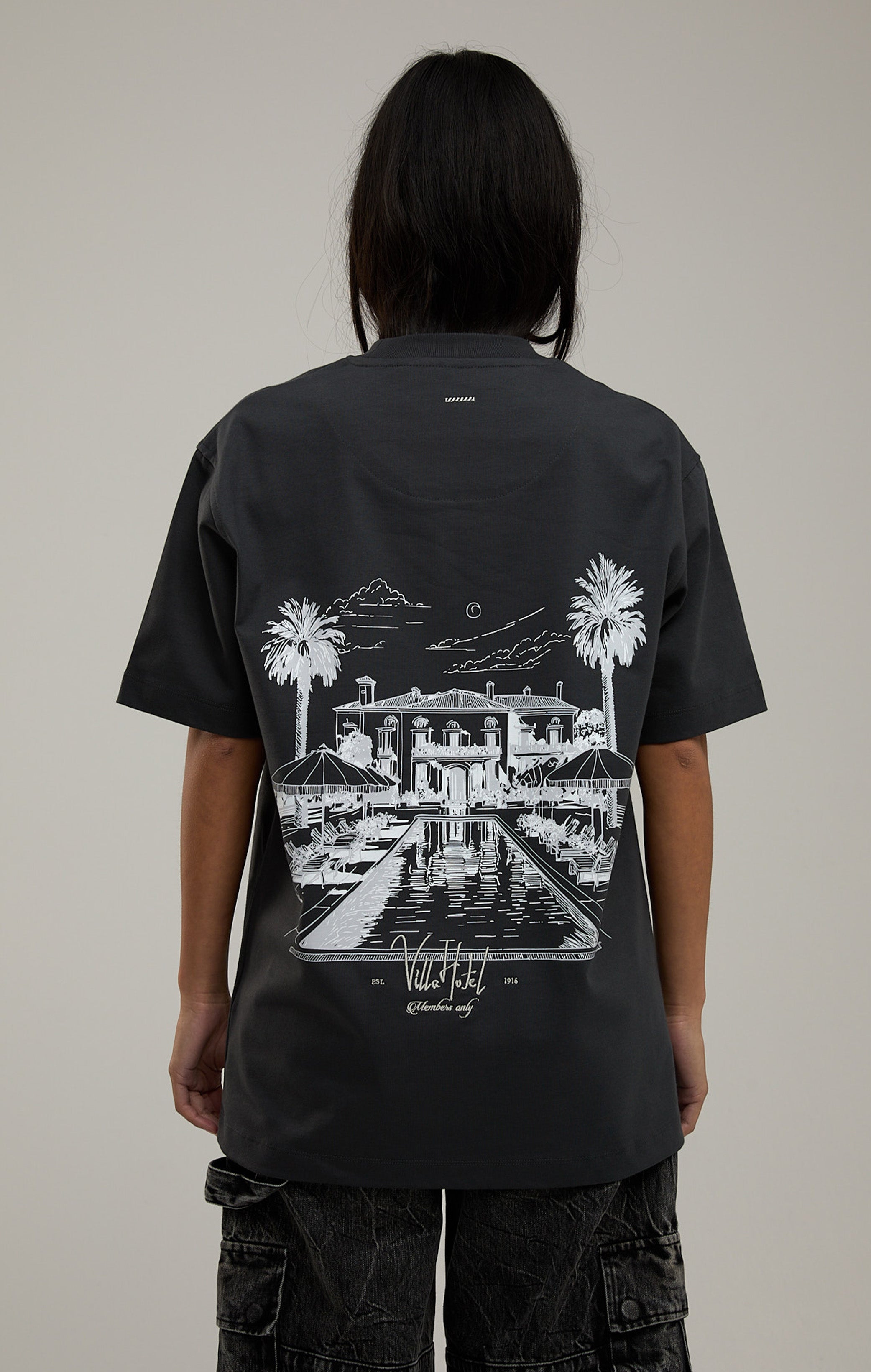 VILLA HOTEL T-SHIRT